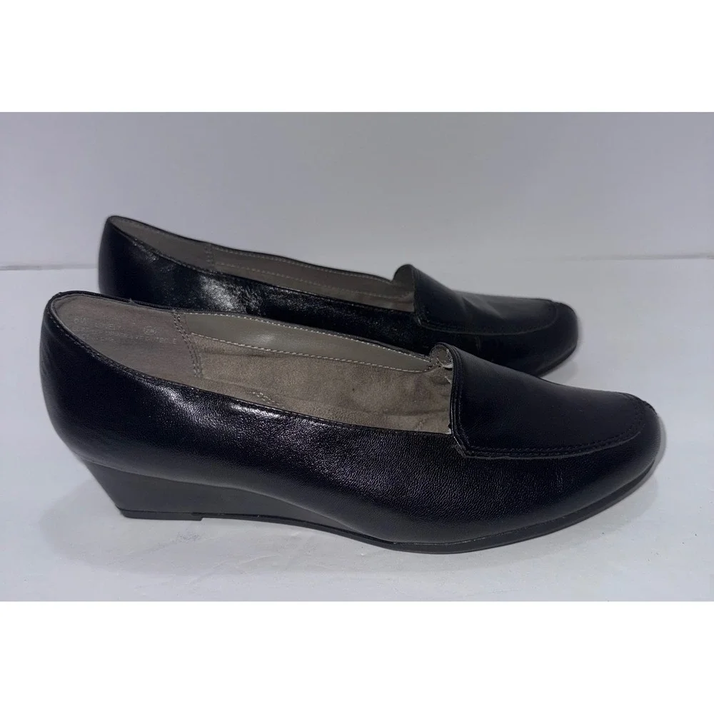 AEROSOLES heel rest